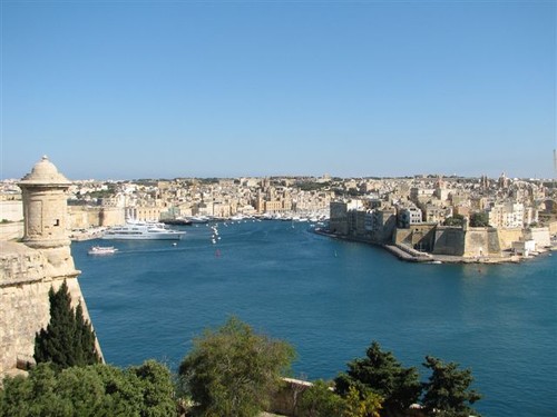 Grand Harbour Valetta © Clare and Andrew Payne